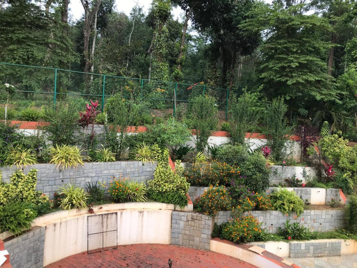 Robin Woods Homestay Sakleshpur Eksteriør billede